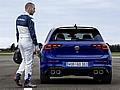 VW Golf R R-Performance